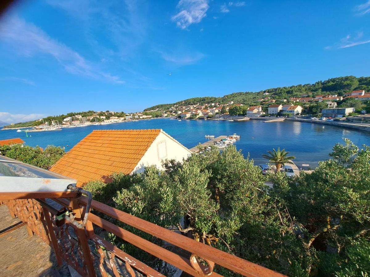 Apartmani Dusica Lumbarda Esterno foto