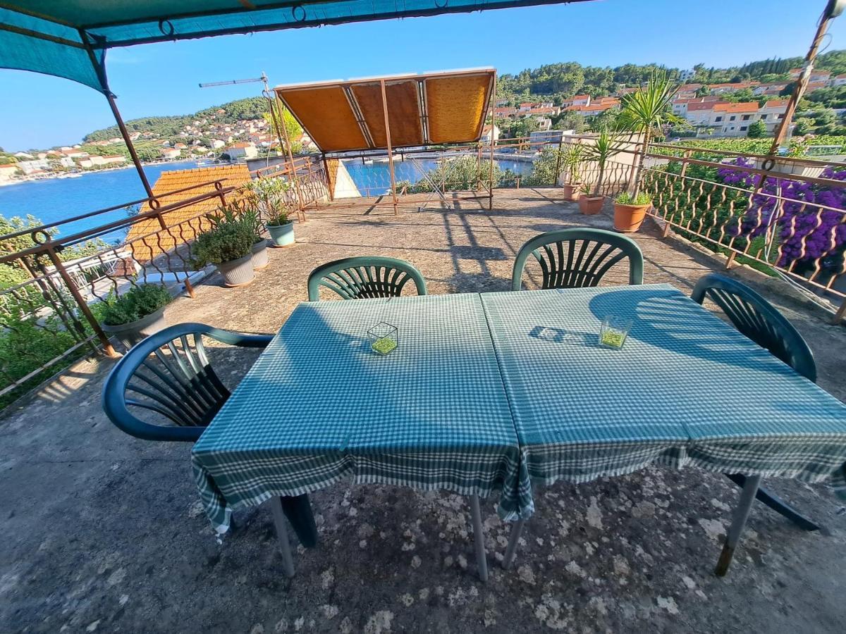 Apartmani Dusica Lumbarda Esterno foto
