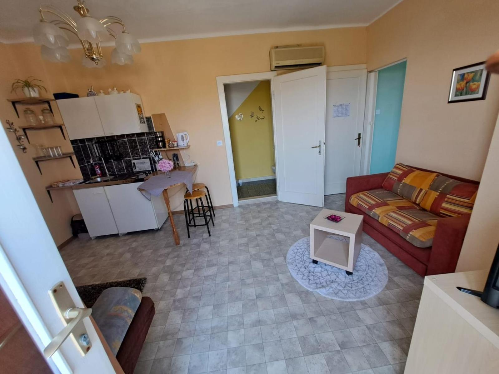 Apartmani Dusica Lumbarda Esterno foto