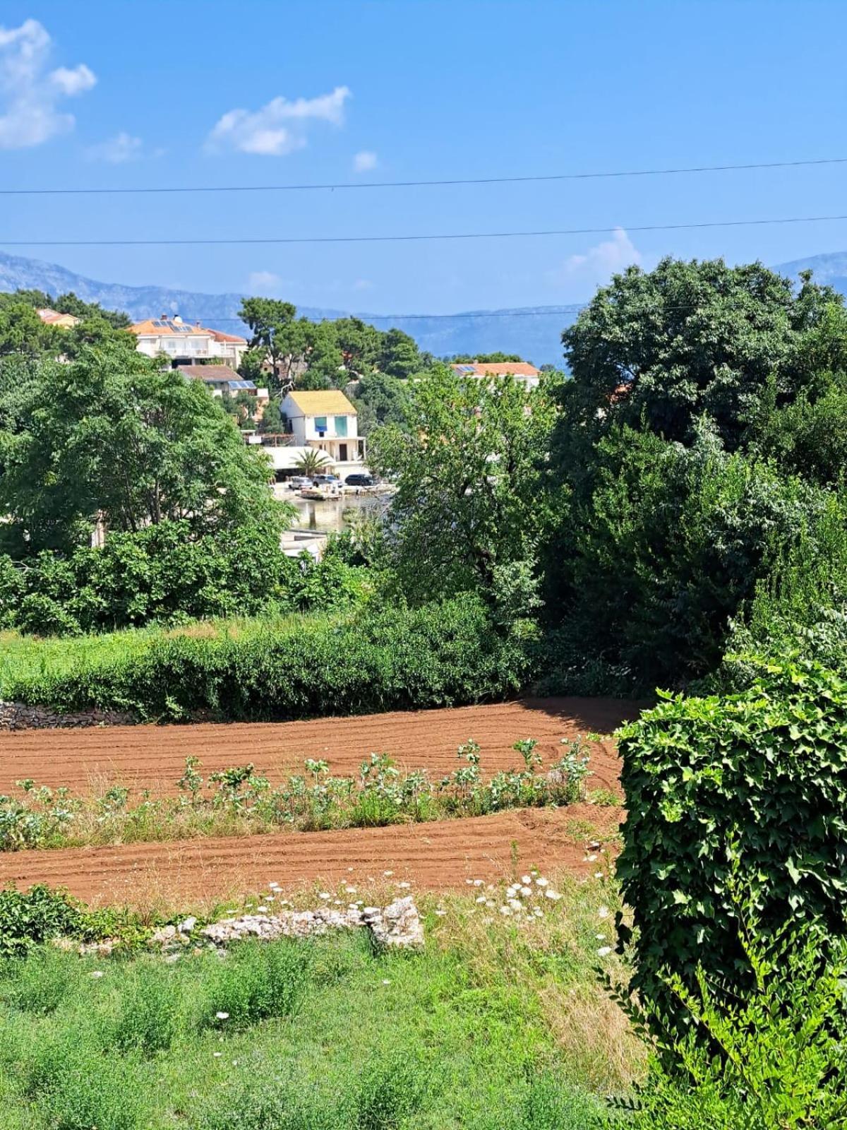 Apartmani Dusica Lumbarda Esterno foto
