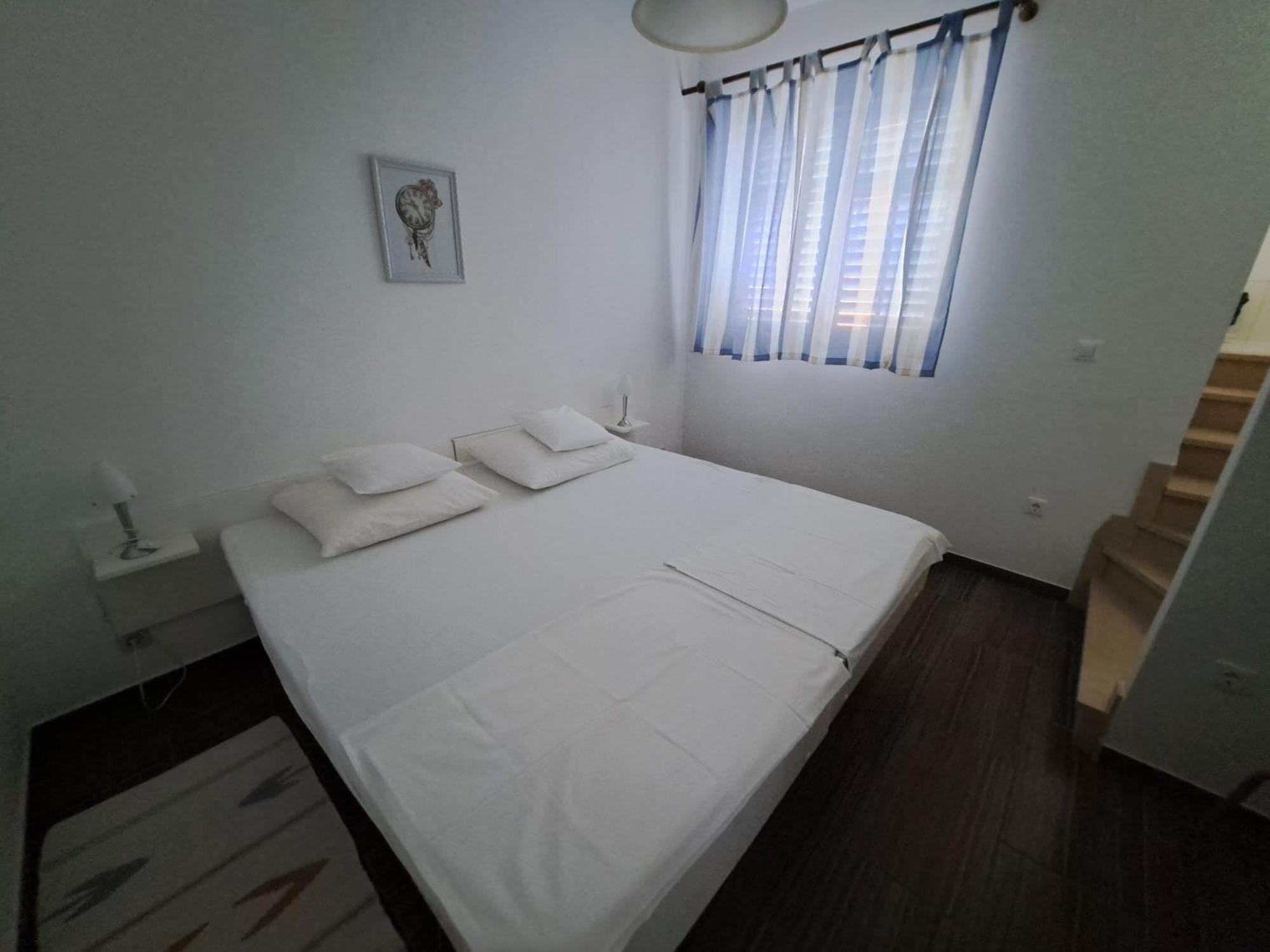 Apartmani Dusica Lumbarda Esterno foto